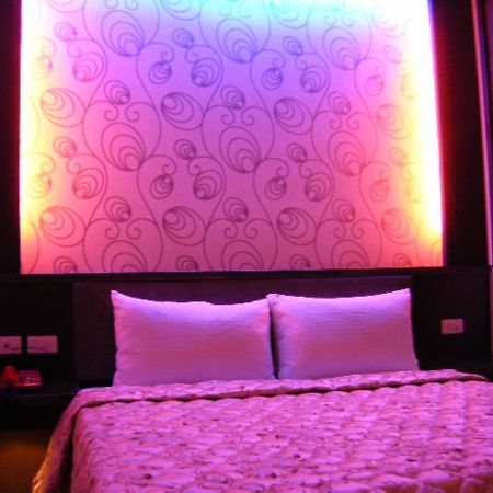 Baseball Hotel Синьчжу Экстерьер фото